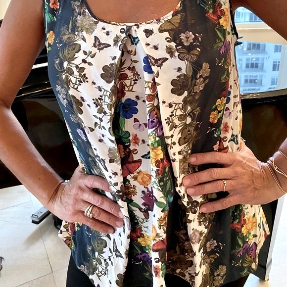 ADRIANA BARRA 🇧🇷 DESIGNER SILK FLORAL TOP - Picture 8 of 15